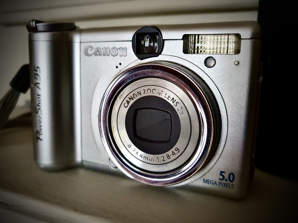 Appareil Photo num&eacute;rique Canon PowerShot A95 5MP Photos/Video/TV