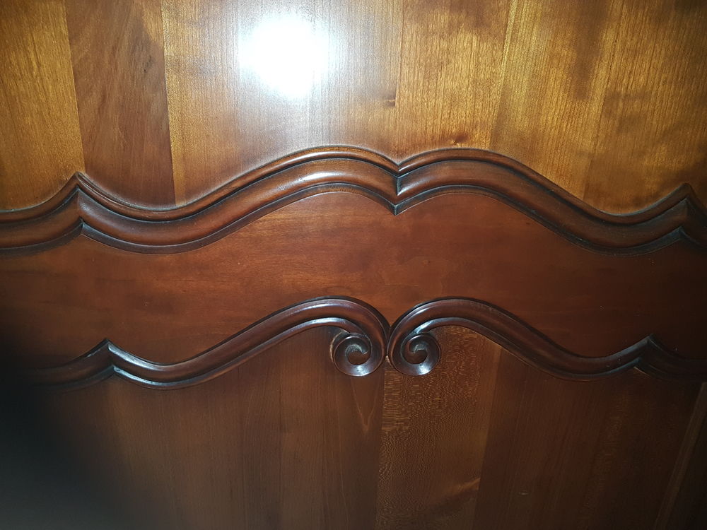 bonneti&egrave;re en merisier Meubles