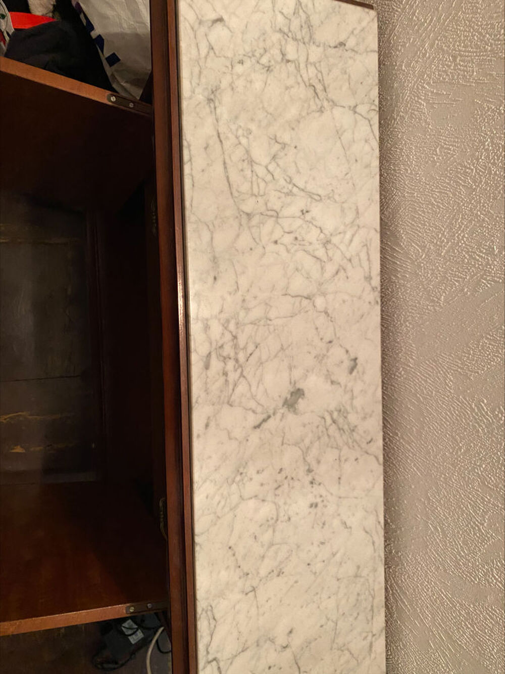 Meuble avec plaque en marbre Meubles