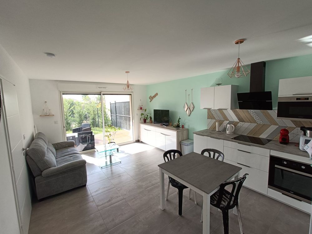 Vente Appartement - APPARTEMENT T2 avec jardin - EGUILLES Éguilles