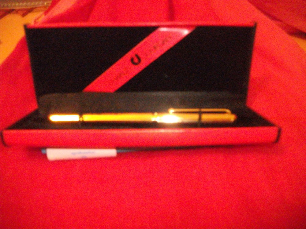Stylo bille Charles Jourdan - Bijoux et montres