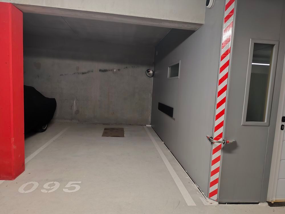 Location Parking/Garage Place de parking sécurisée ? Les Minimes / Ville en Bois La rochelle