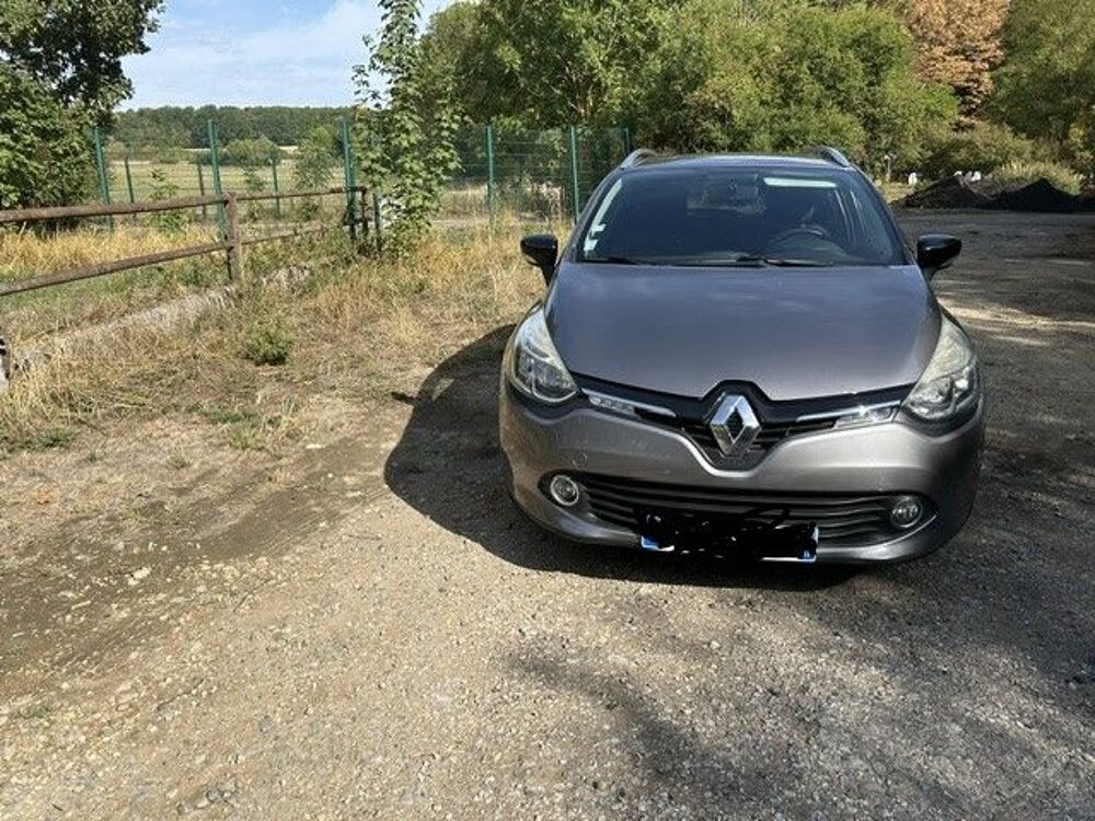 Clio IV Estate Clio Estate IV TCe 90 Energy SL Limited 2016 occasion 57000 Metz