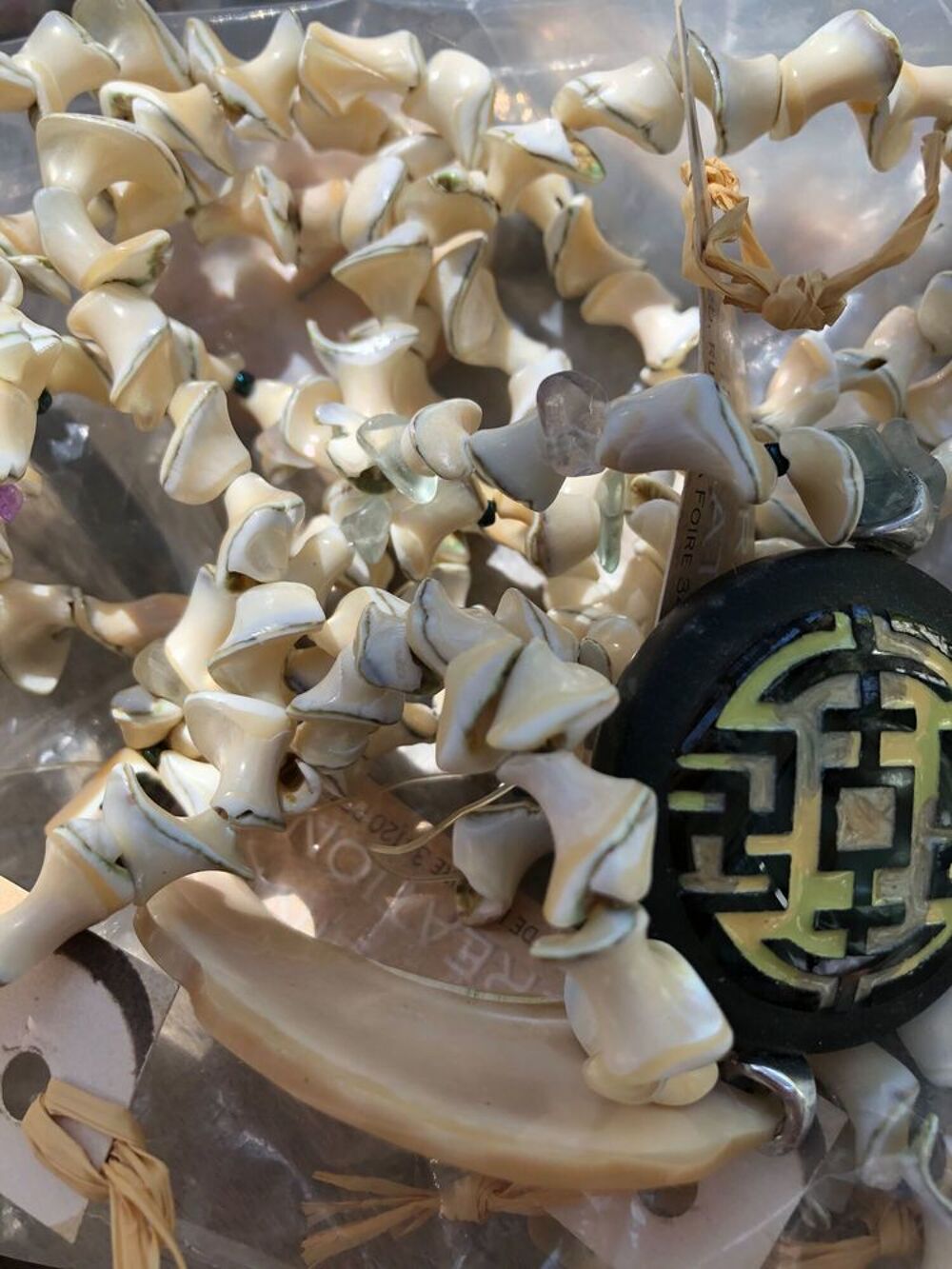 LOT DE BIJOUX COQUILLAGE MARQUE &quot;NATURE&quot; Bijoux et montres