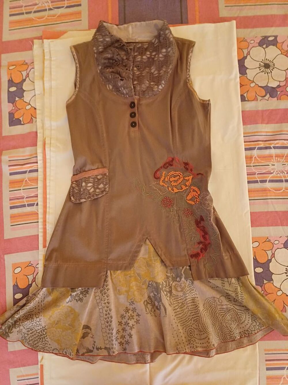 Robe originale Vêtements