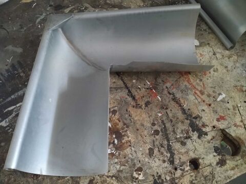 angle de goutti�re 10 La Tombe (77)