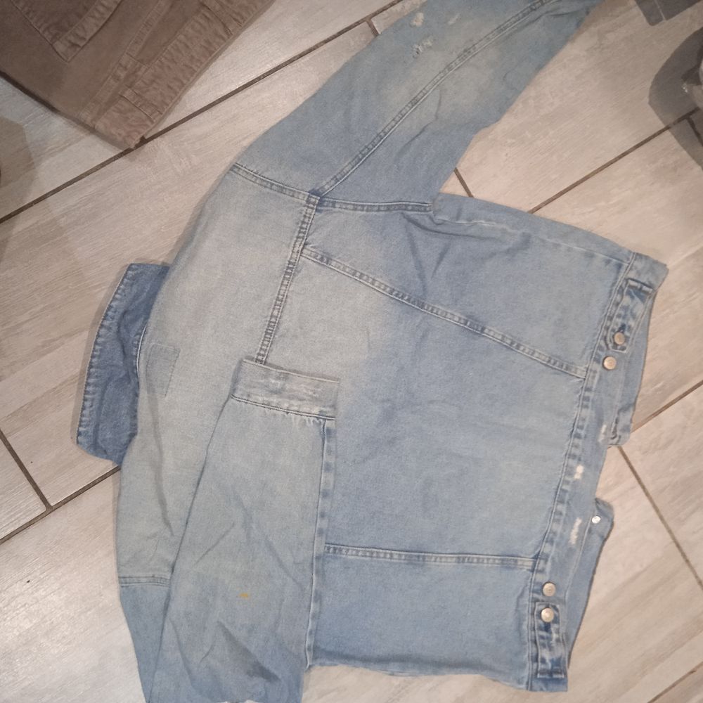 Veste jean marque Pull &amp; Bear Taille L 100% coton Vêtements