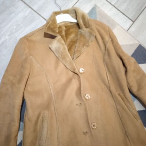 Veste marron fourrure synthétique à l'intérieur t 38/40 8 Saint-Rambert-d'Albon (26)