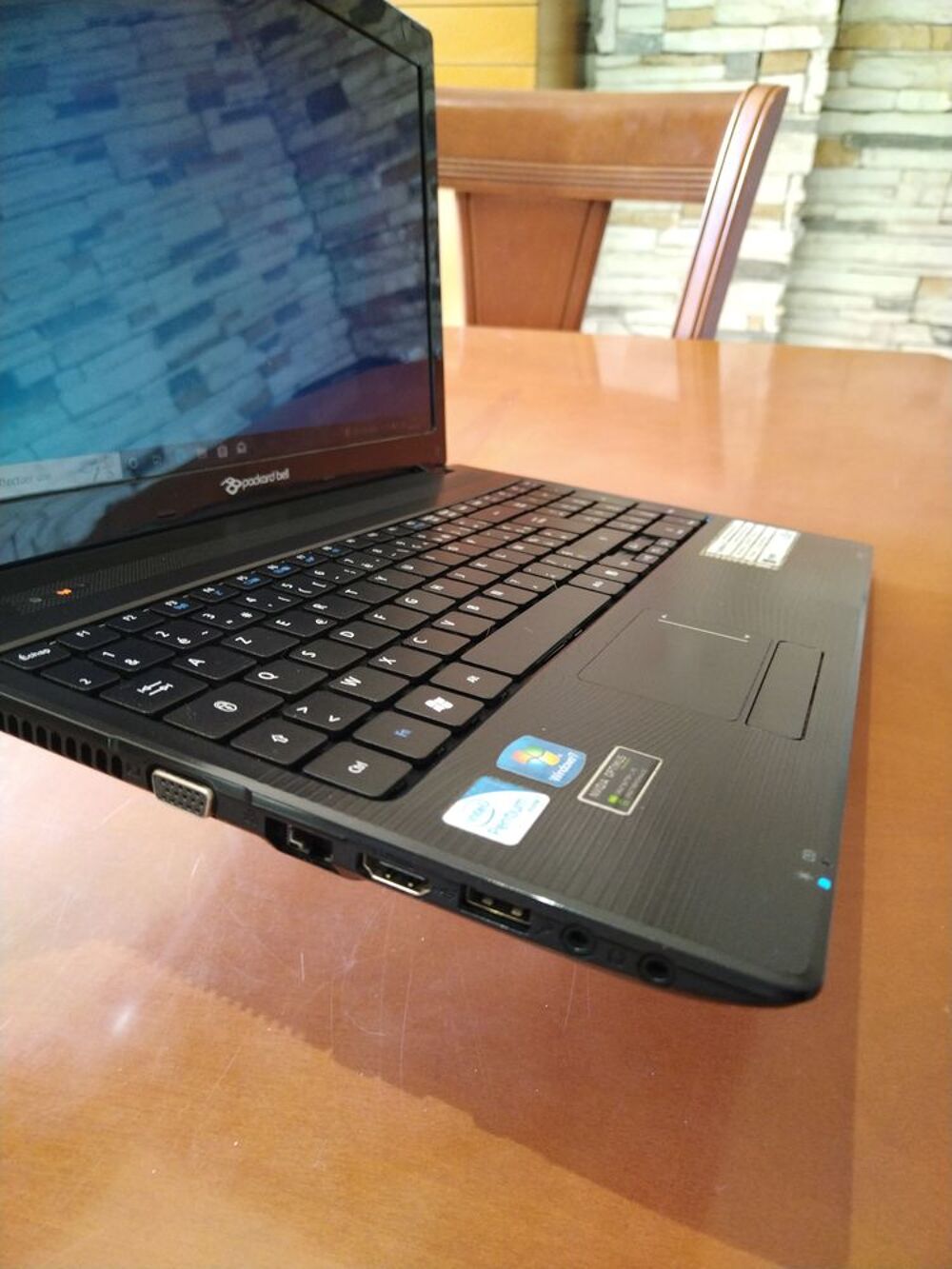 PC PORTABLE PACKARD BELL PENTIUM 8 Go SSD 256 Go R2654 Matériel informatique