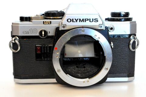OLYMPUS OM10 - H.S. 20  20 Biarritz (64)