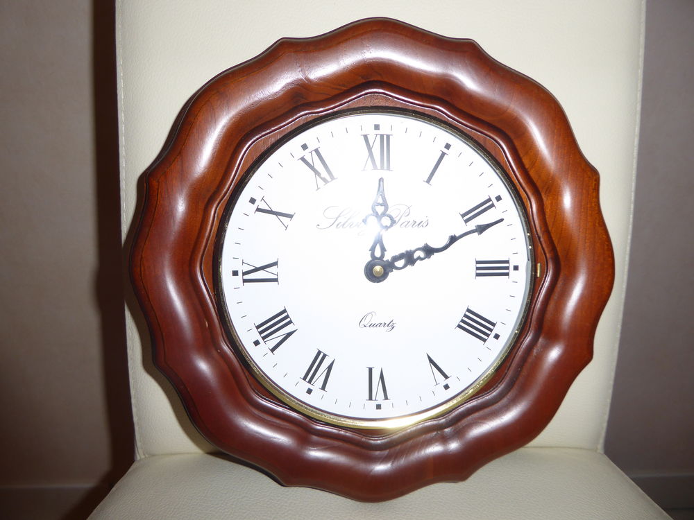 Horloge murale en bois Décoration