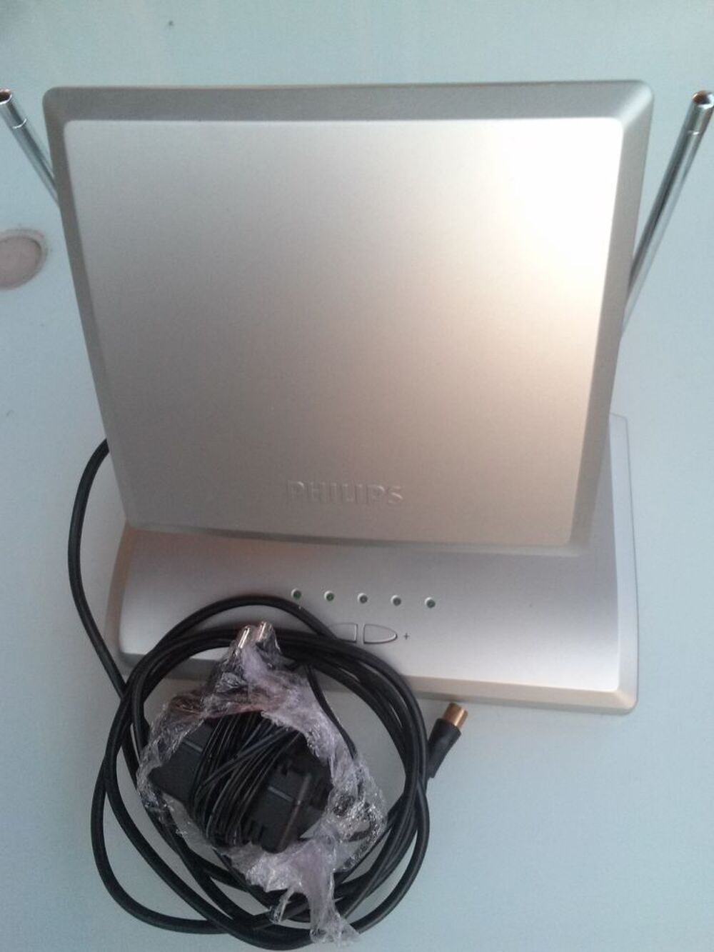  Antenne amplifi&eacute;e Philips 46dB UHF / VHF / FM Photos/Video/TV