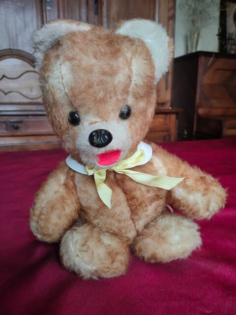 Ancienne peluche musicale 13 Avermes (03)