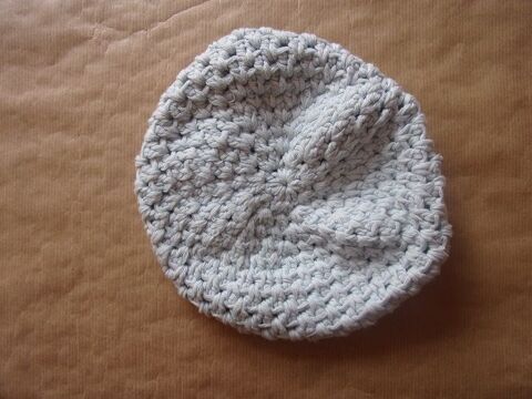 Bonnet en taille 12-18 mois 0 Montaigu-la-Brisette (50)