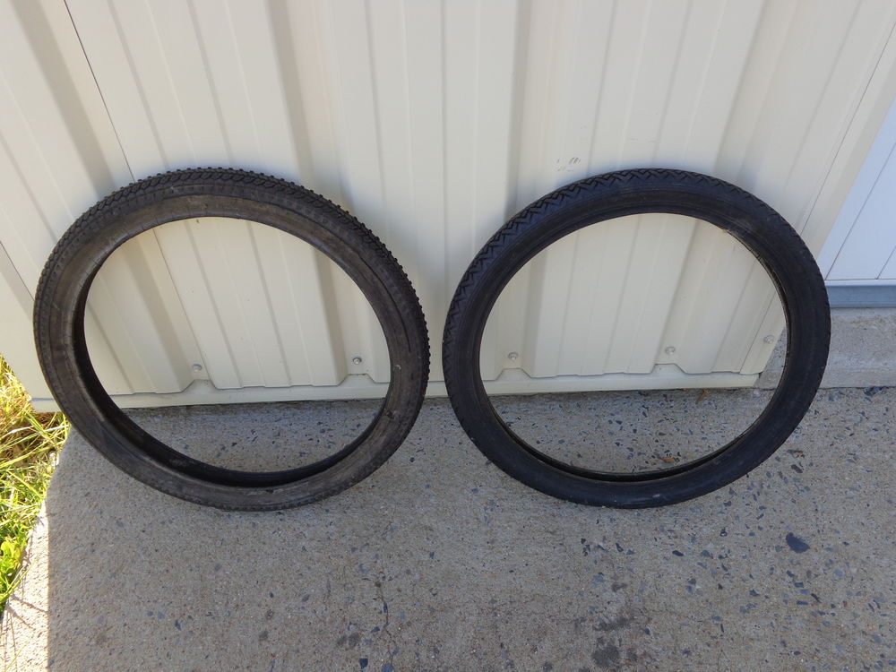 Lot de 4 pneus cyclo Vélos