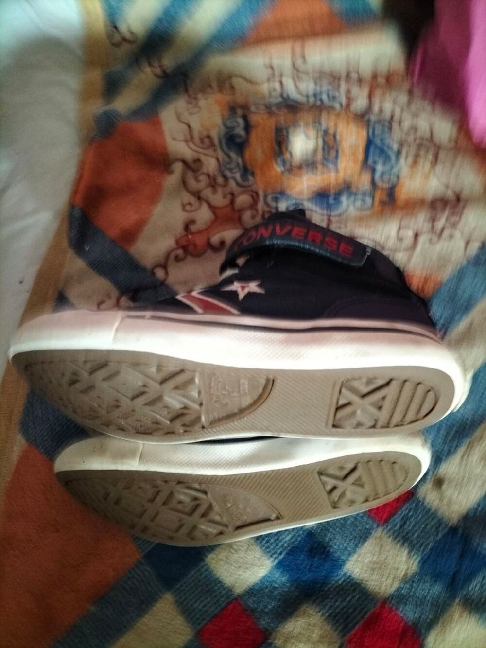 Basket converse all star pointure 29 tr&egrave;s bon &eacute;tat Chaussures