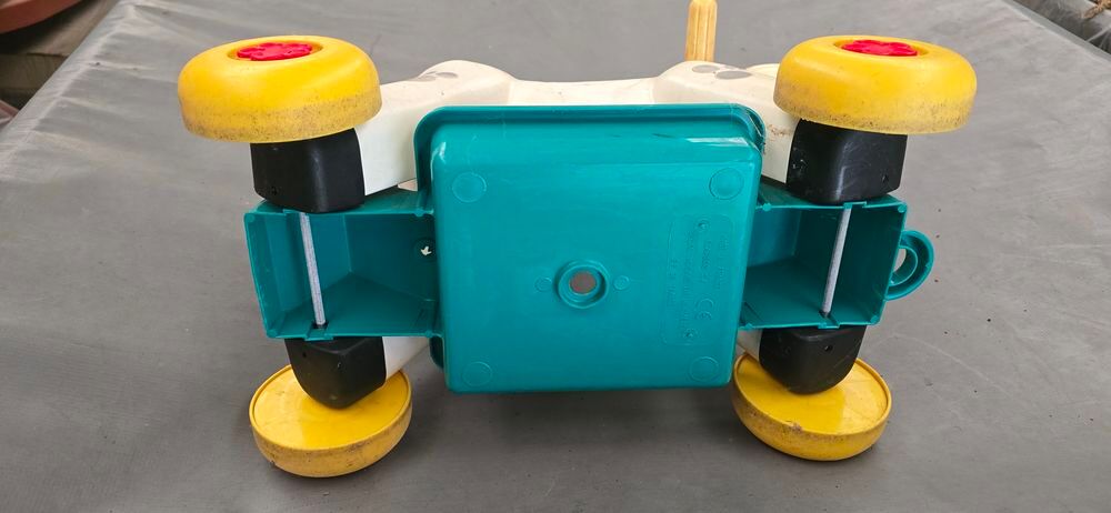 Petit cheval sur roulette Jeux / jouets