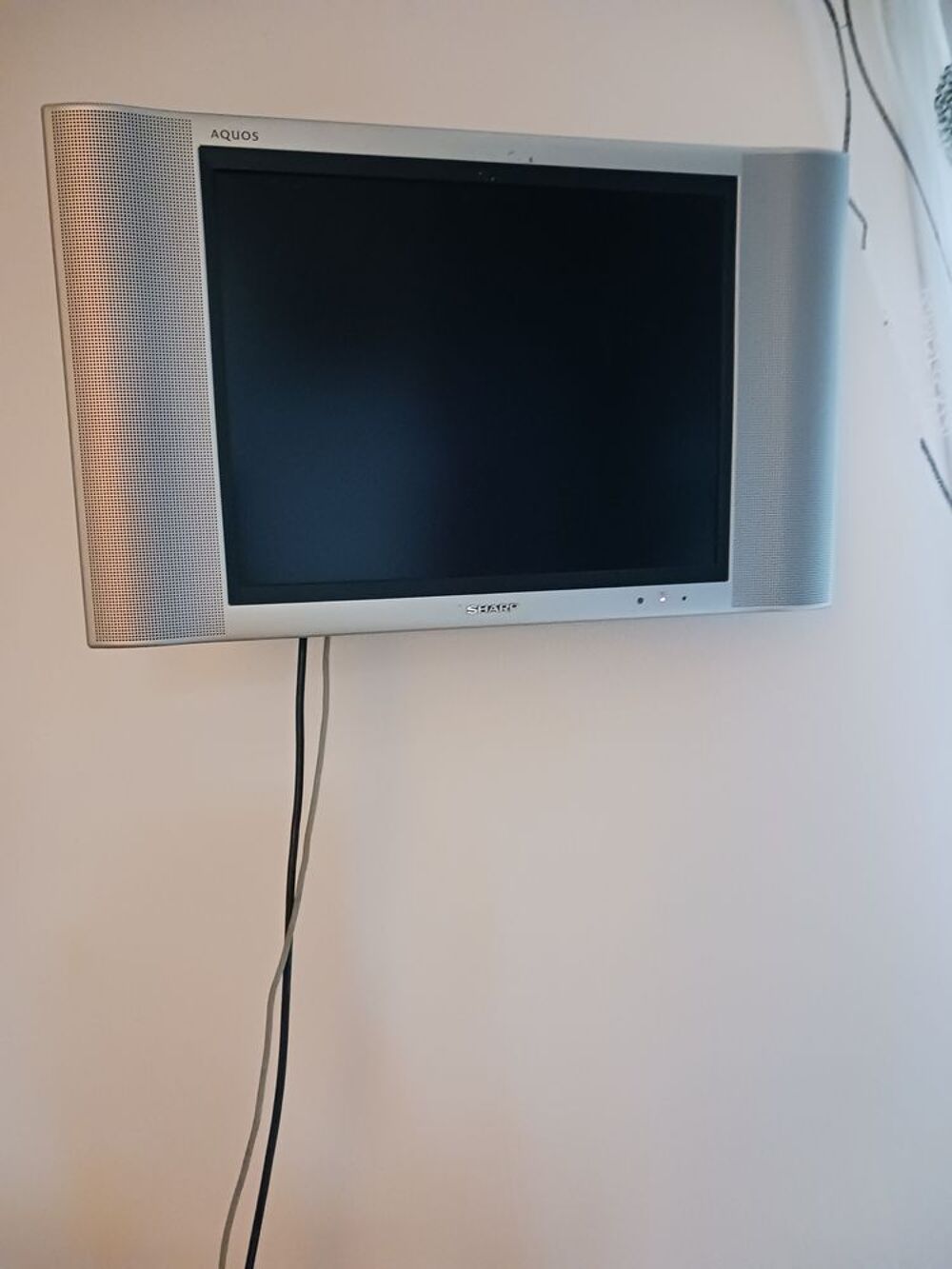 TELEVISEUR SHARP Photos/Video/TV