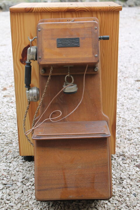 Vieux téléphone 130 Vidauban (83)