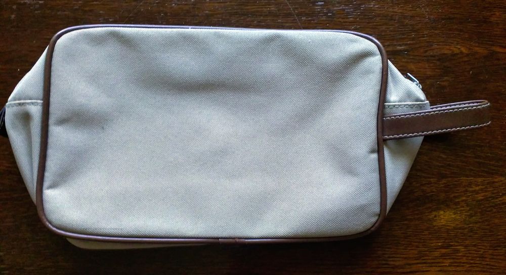 pochette pouvant s'accrocher &agrave; la ceinture Maroquinerie