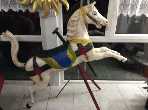 Sculpture d'un Cheval de Man�ge des ann�es 70 600 Carbonne (31)