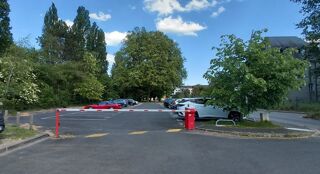  Parking / Garage à louer 12 m²