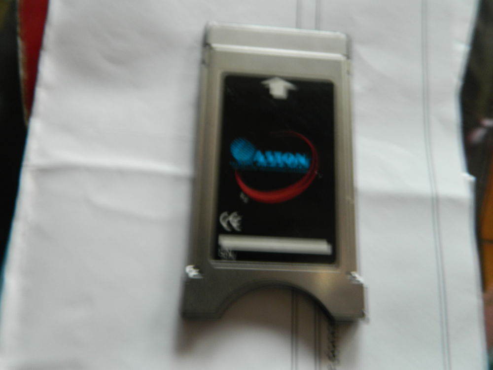 MATRIX CAM POUR ORDI ET TELEVISION PREVUE AVEC INTRODUCTION Matériel informatique