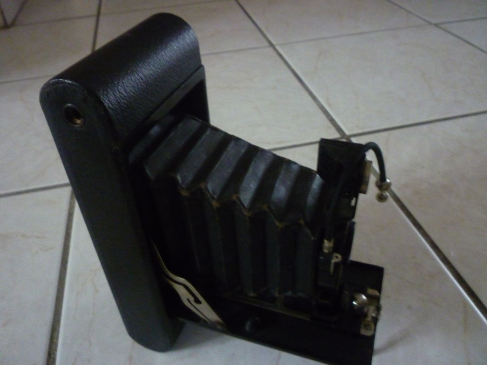 ancien appareil photo soufflet 