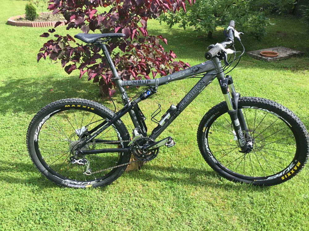 VTT d&eacute;cathlon N-E-U-F Rockrider Vélos