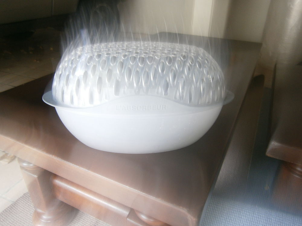 Absorbeur d'humidit&eacute; neuf Electroménager