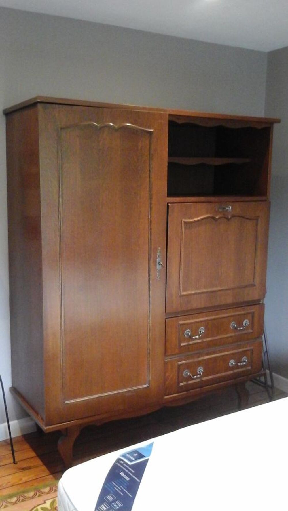 Secr&eacute;taire placage ch&ecirc;ne Meubles