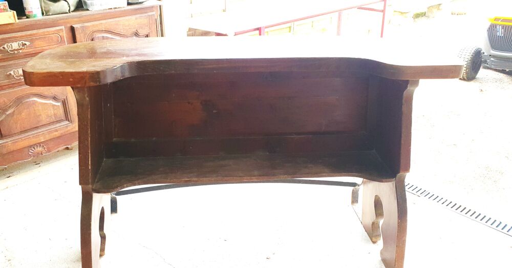 Bar original type chevalerie bois et ferrures Meubles