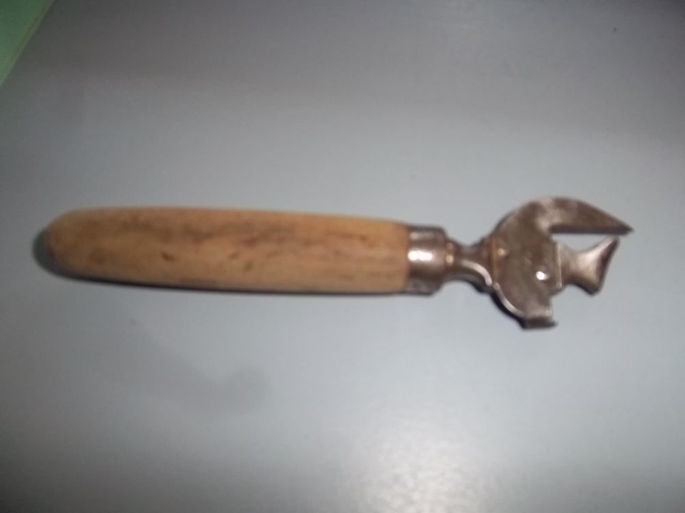 ancien ouvre boite sesame 