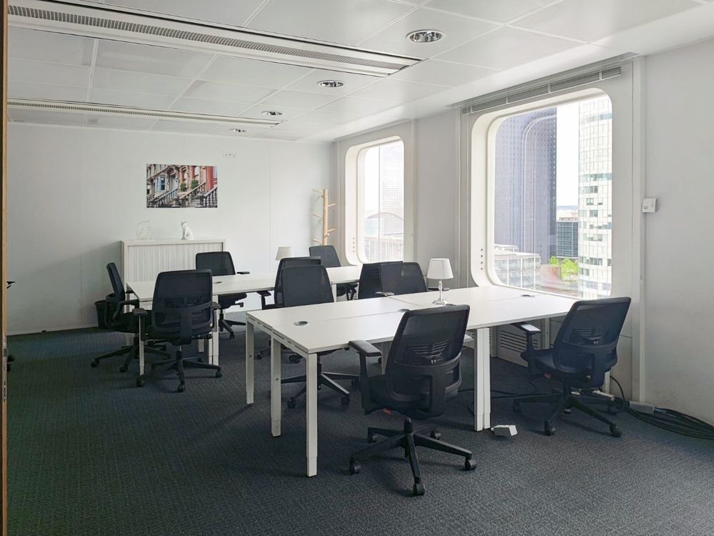   Espace de bureau ouvert pour 15 personnes à Paris La Defense Tour Ariane  