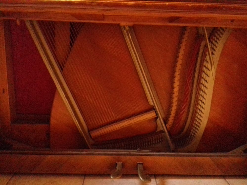 Piano droit Labrousse Instruments de musique