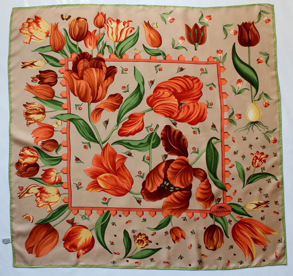Foulard carr&eacute; soie LONGCHAMP Les Tulipes Vêtements