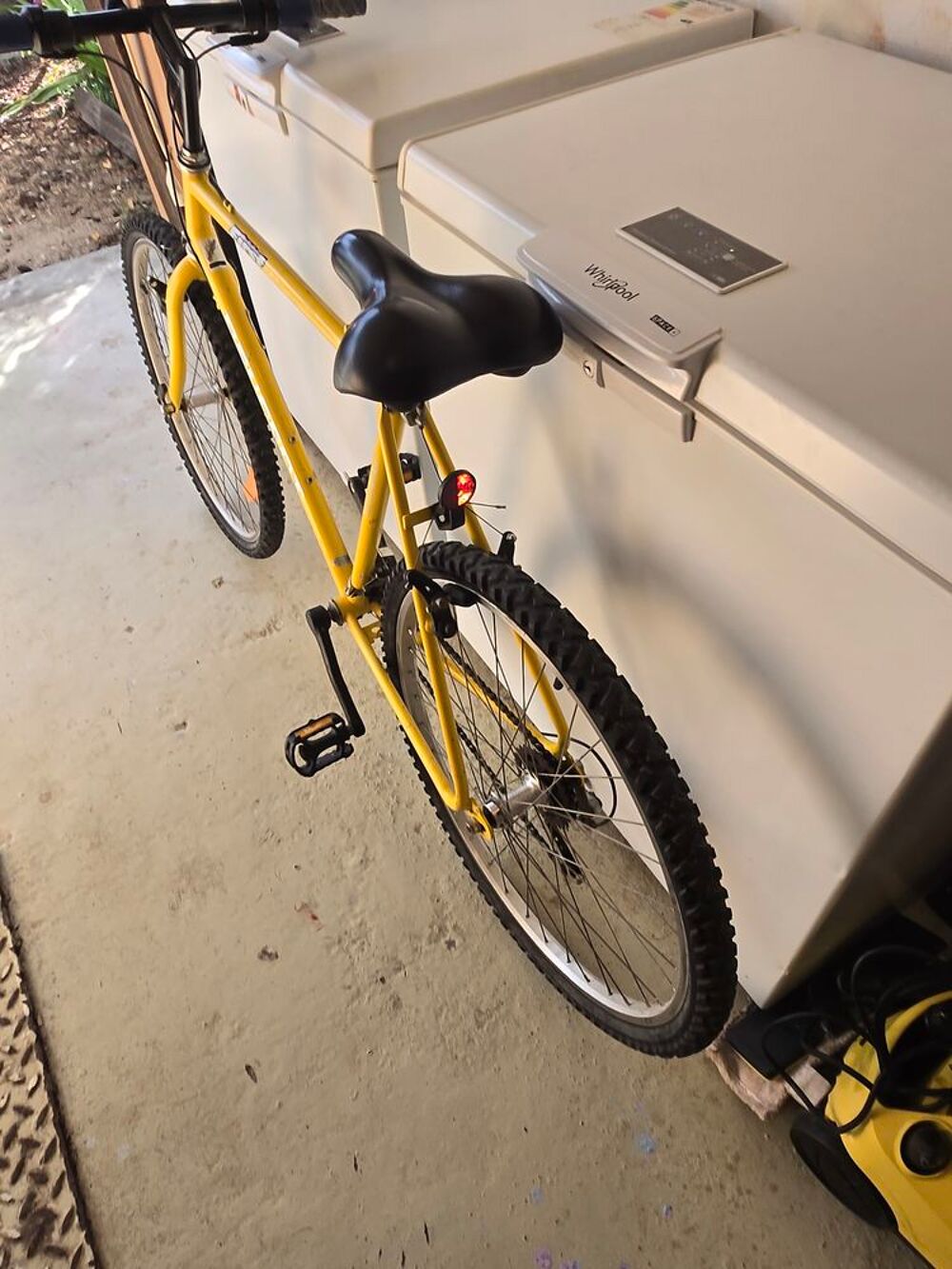V&eacute;lo peugeot jaune 24 pouces Vélos
