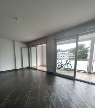  Appartement à louer 2 pièces 53 m²