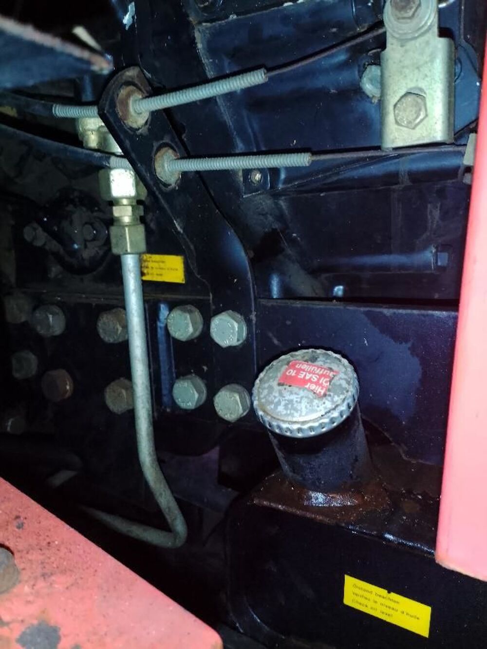 tracteur diesel 23 cv complet ou pour pi&egrave;ces d&eacute;tach&eacute;e Bricolage