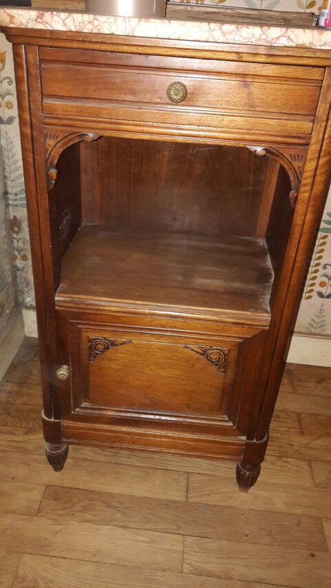 Matelas neuf et Chambre ancienne 350 Saint-Martin-en-Bresse (71)