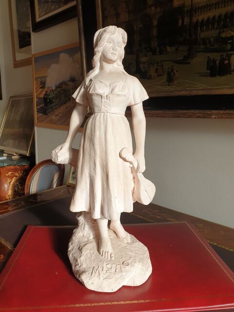 Sculpture terre cuite Joueuse mandoline d'apr�s Le Guluche 115 Vichy (03)