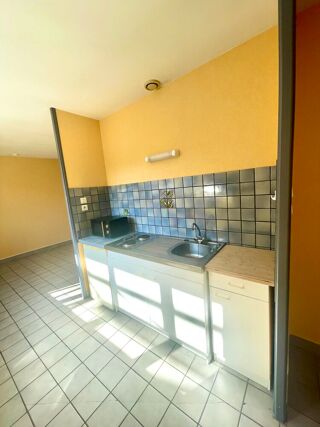  Appartement à louer 1 pièce 34 m²