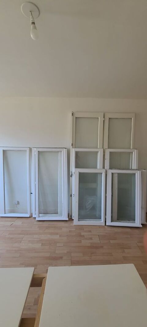 Lot de 5 fenêtres bois + porte-fenêtre ? bon état 200 Étampes (91)