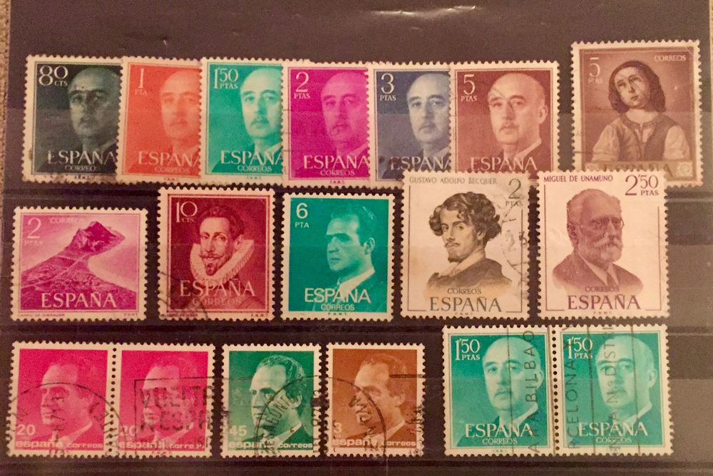TIMBRES D'ESPAGNE ET DU PORTUGAL 