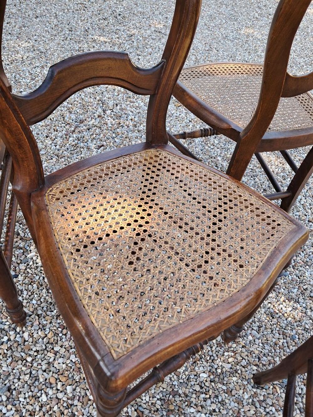 4 chaises cann&eacute;es bois Meubles