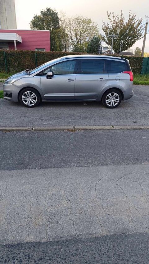 Peugeot 5008 1.6 BlueHDi 120ch S&S EAT6 Allure