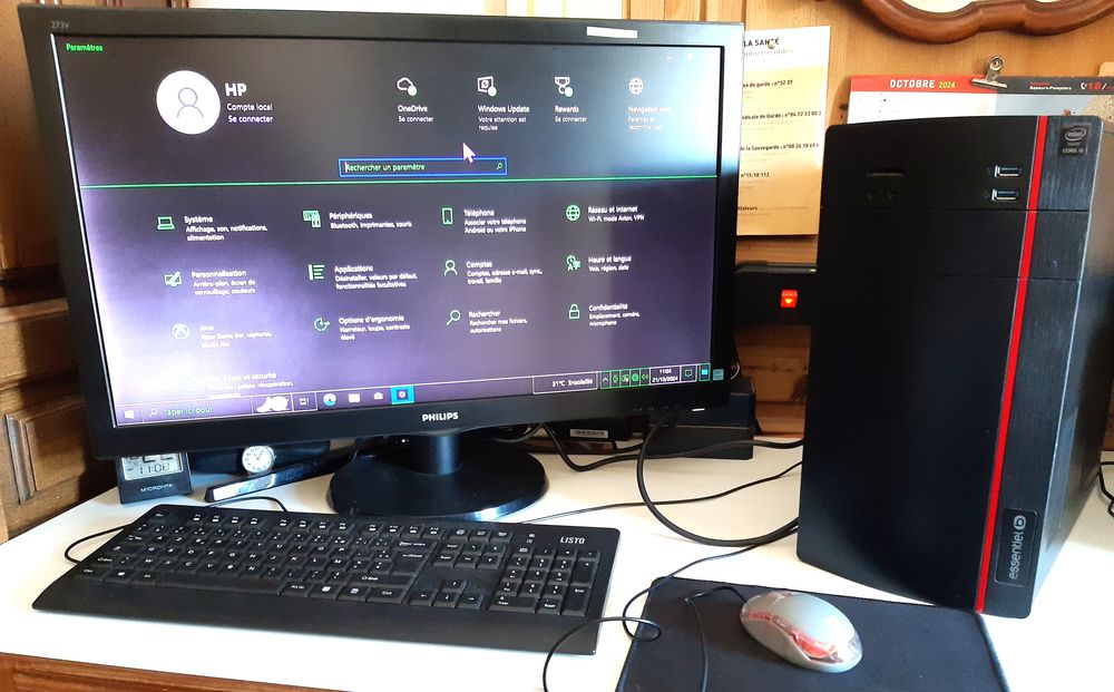 PC + Ecran +clavier + souris +connectique Matériel informatique