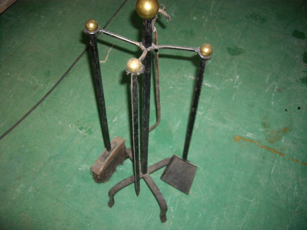 N&eacute;cessaire pour chemin&eacute;e Bricolage