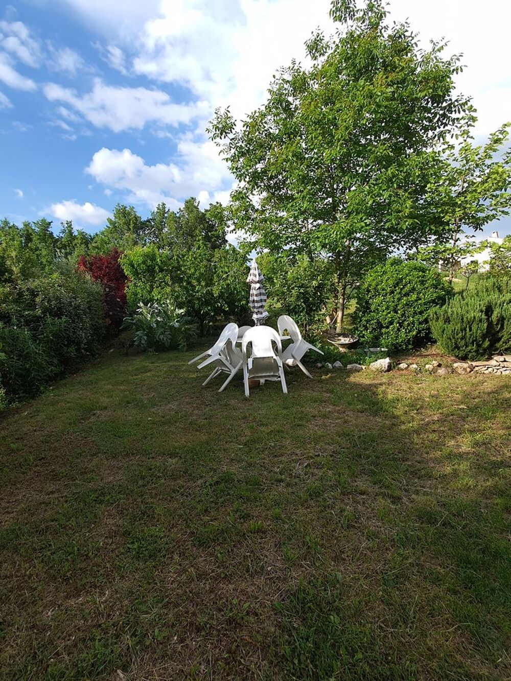 Location Maison Logement 2p RDC pour 2 p du 1/11/26 au 31/03/27 Saint-martin-de-castillon