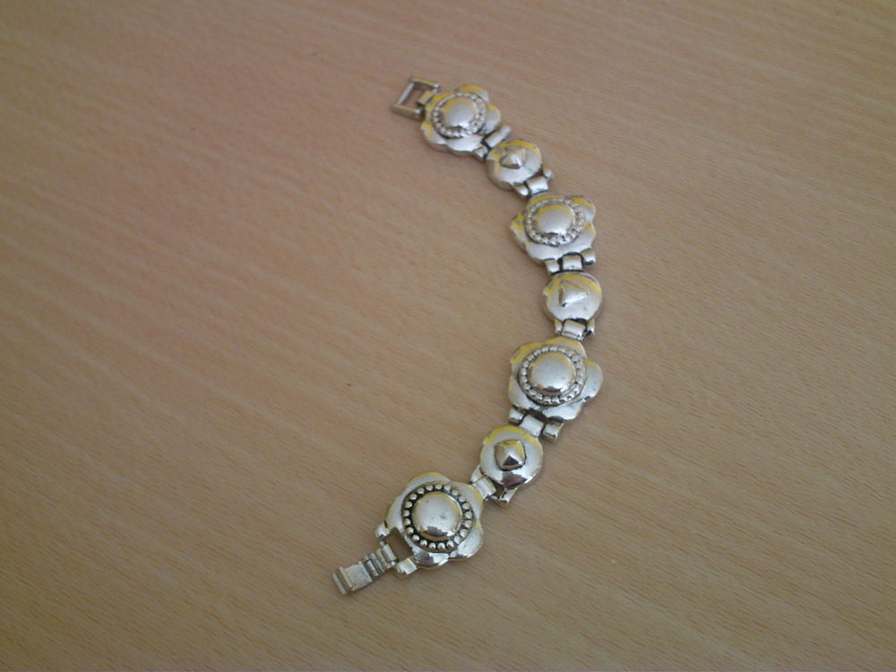 Beau bracelet argent&eacute; ancien N&deg; 735 Bijoux et montres